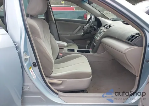 2007 Toyota Camry Le z USA, uszkodzony, nr VIN 4T1BE46K67U703420